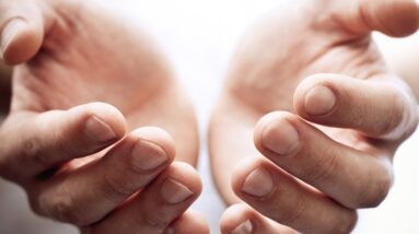 LEARN TO LISTEN TO THE VOICE OF GOD AND HEAR THE PLANS OF HIM FOR YOUR LIFE ...