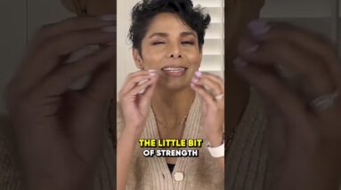 Kiss Aging Goodbye: Say Hello to Smooth, Wrinkle-Free Lips!